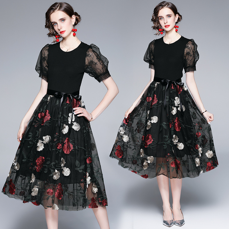 Bubble-Sleeve Mesh Embroidered Dress, picture 7 of 8