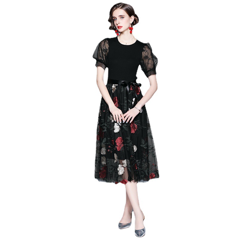 Bubble-Sleeve Mesh Embroidered Dress