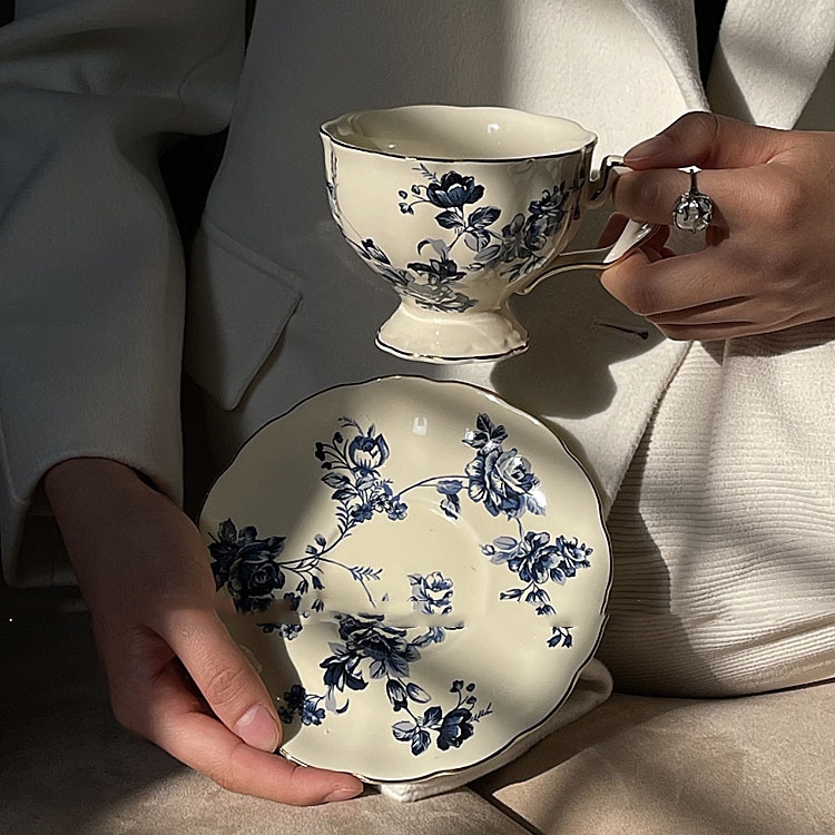 Title 5, Vintage Blue And White Porcelain Ceramic Cup