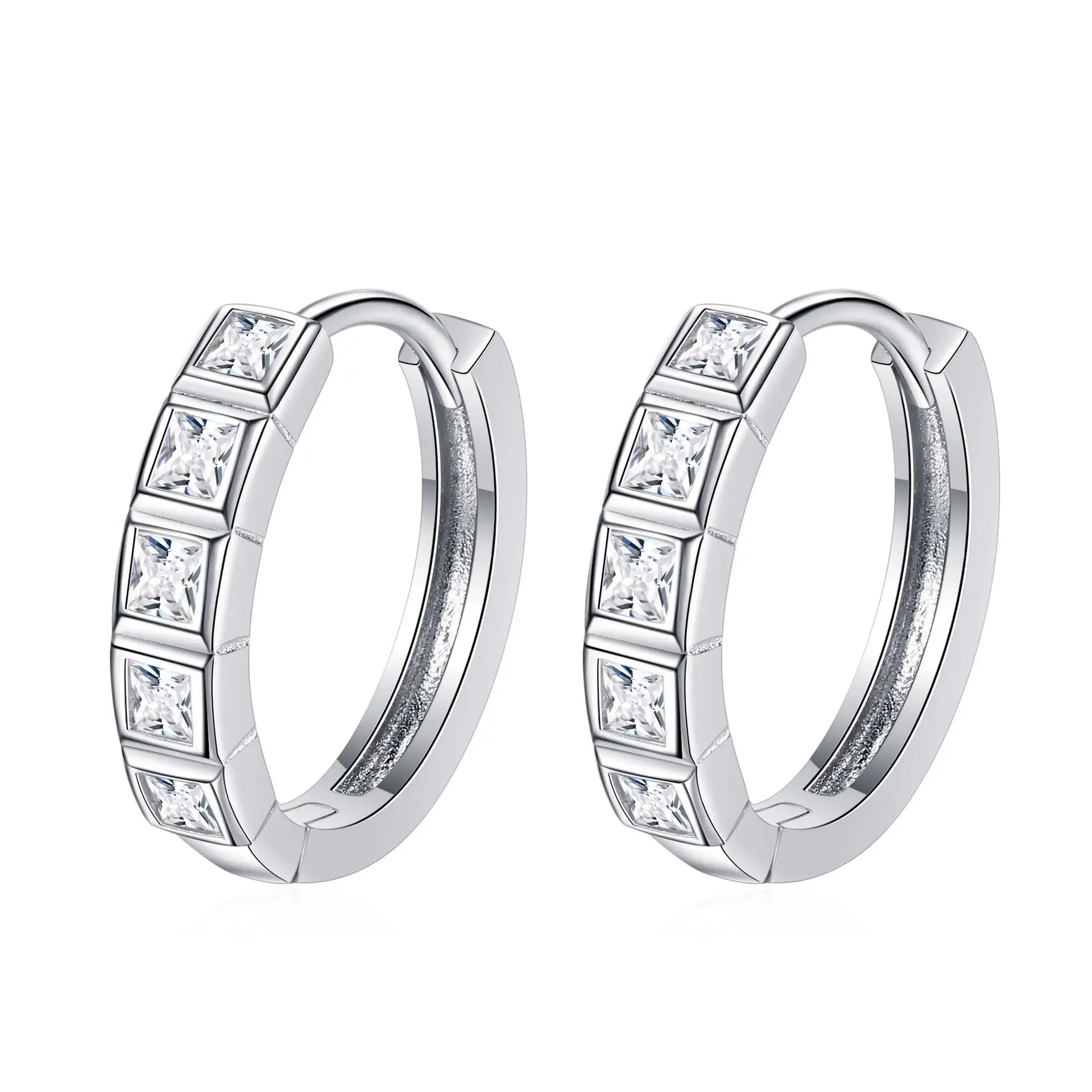 Half Ring Square Drill Moissanite Ear Clip
