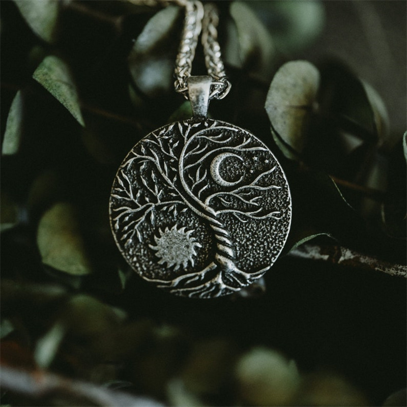 Title 1, Sun Moon Delicate Pendant Necklace Lock