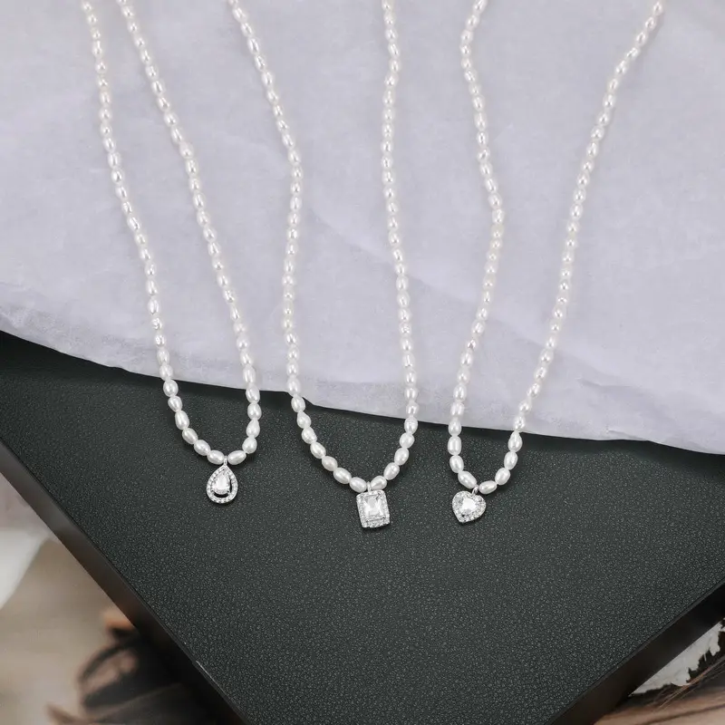 Women's Retro Natural Pearl Necklace