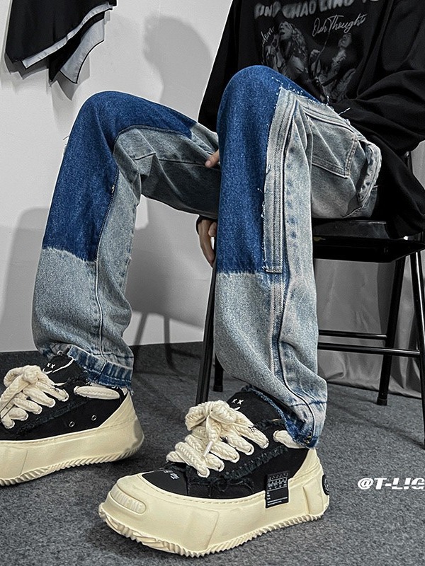 Title 7, Jeans neri da uomo bootcut con orlo grezzo. Ves...