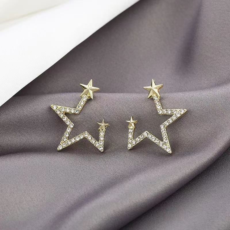 Title 4, Special-interest Design Pentagram Stud Oorbelle...