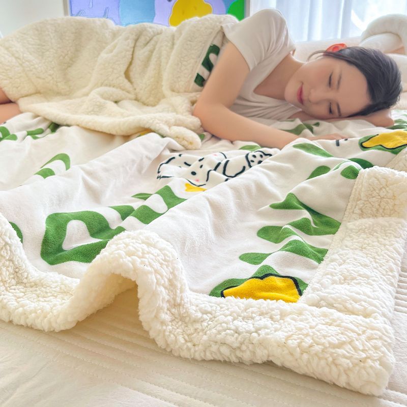1719249816560734208 - Blanket Nap Thickened Winter Cute