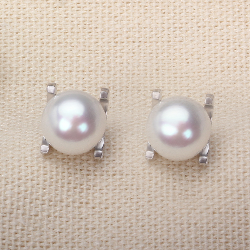 Title 1, Womens Short Freshwater Pearl Earrings, a time...