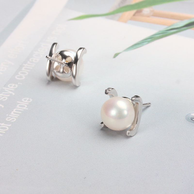 Title 4, Womens Short Freshwater Pearl Earrings, a time...