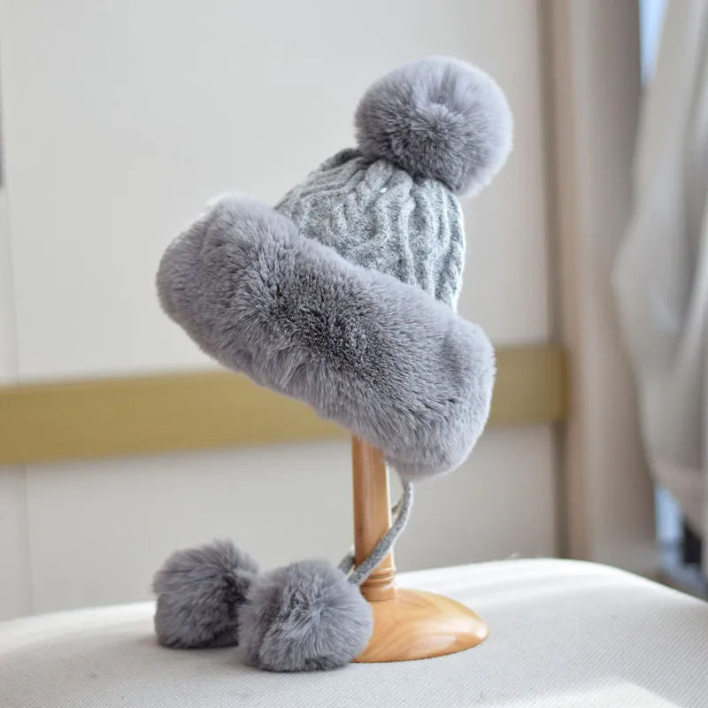 Fur Ball Lace-up Back Slit Ushanka Women's Warm Hat - Light Gray
