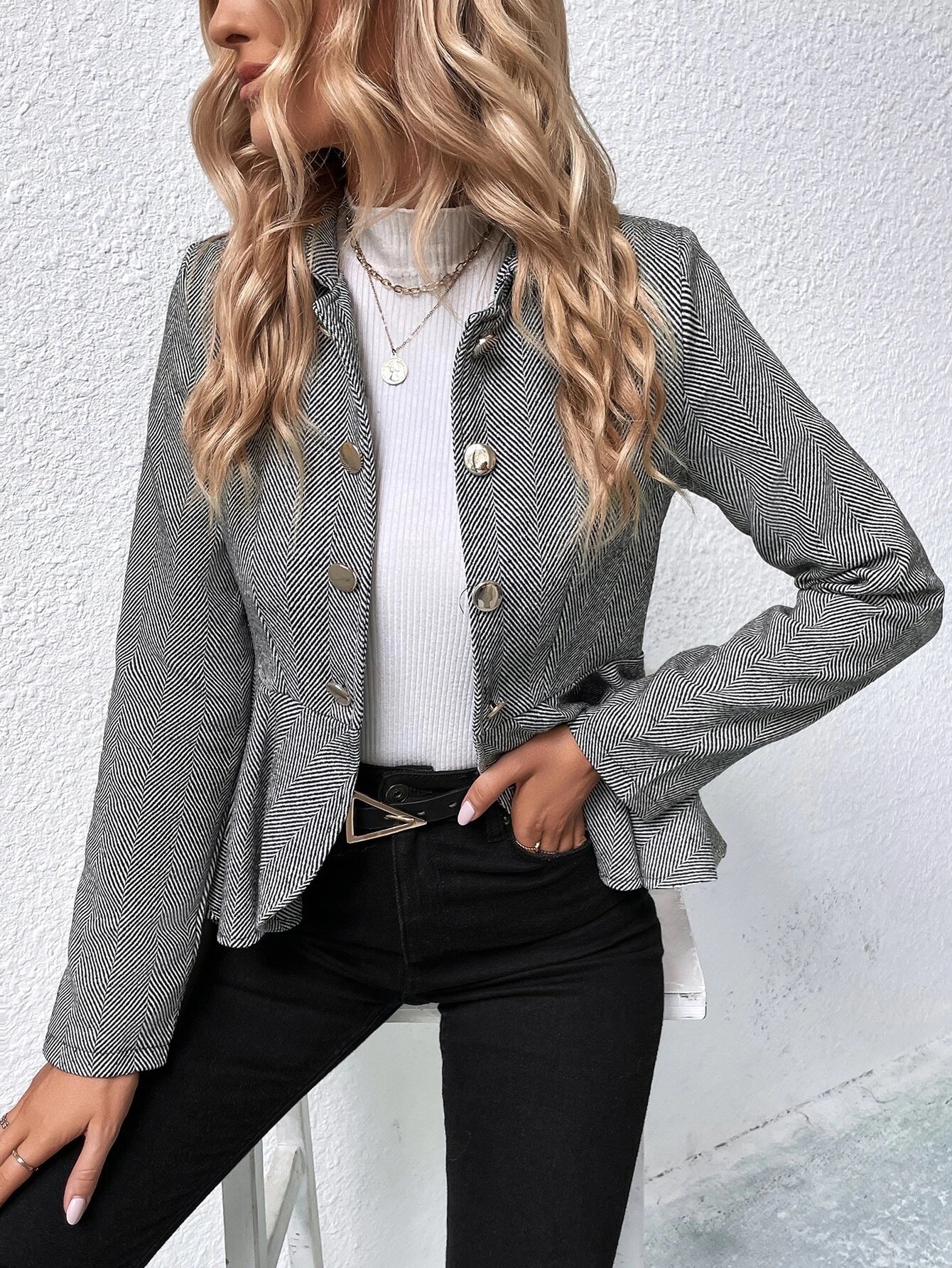 Women's Lapel Ruffled Slim Double-breasted Blazer