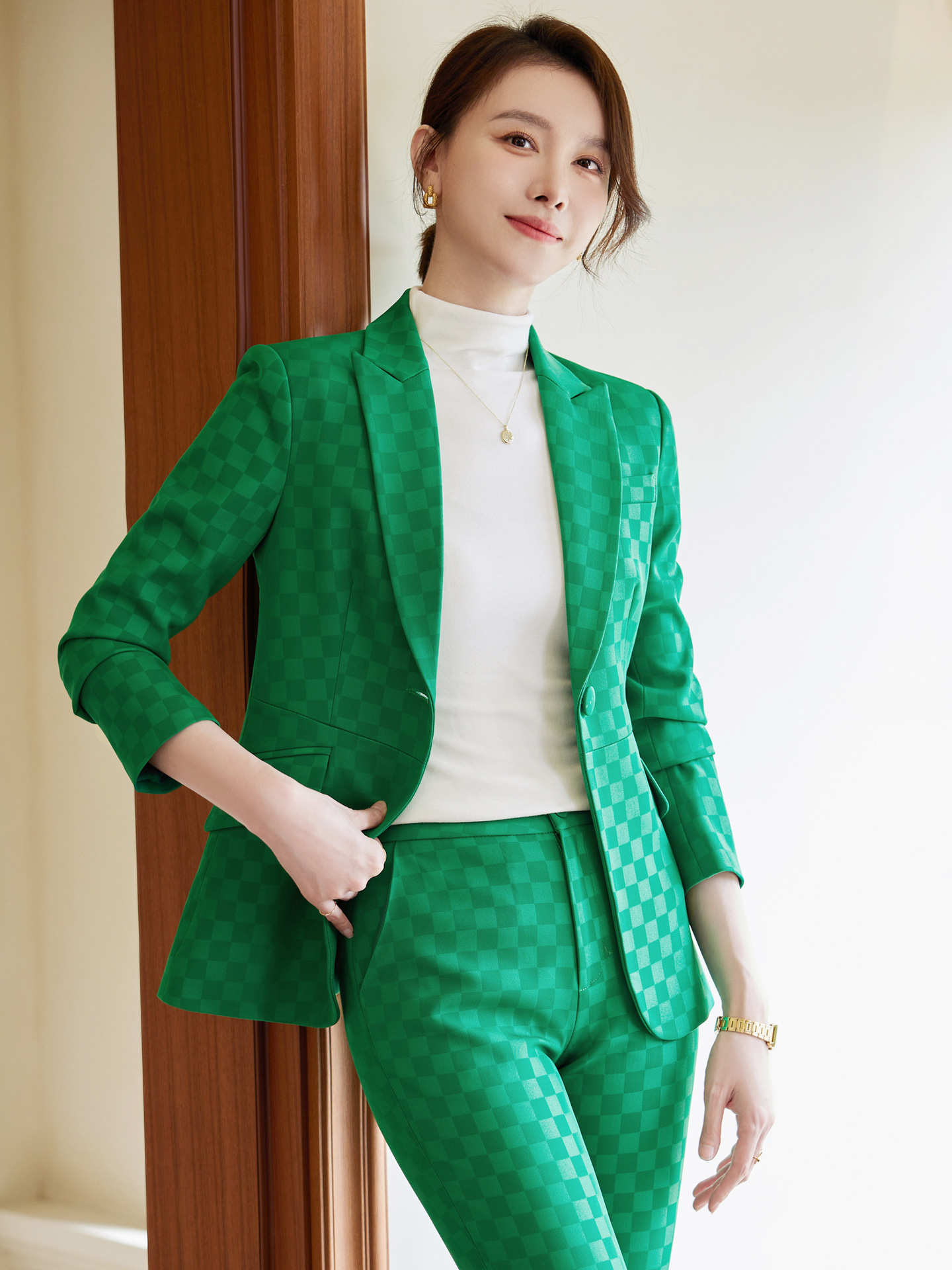 Title 3, Green Plaid Suit Slim Temperament Socialite Ele...