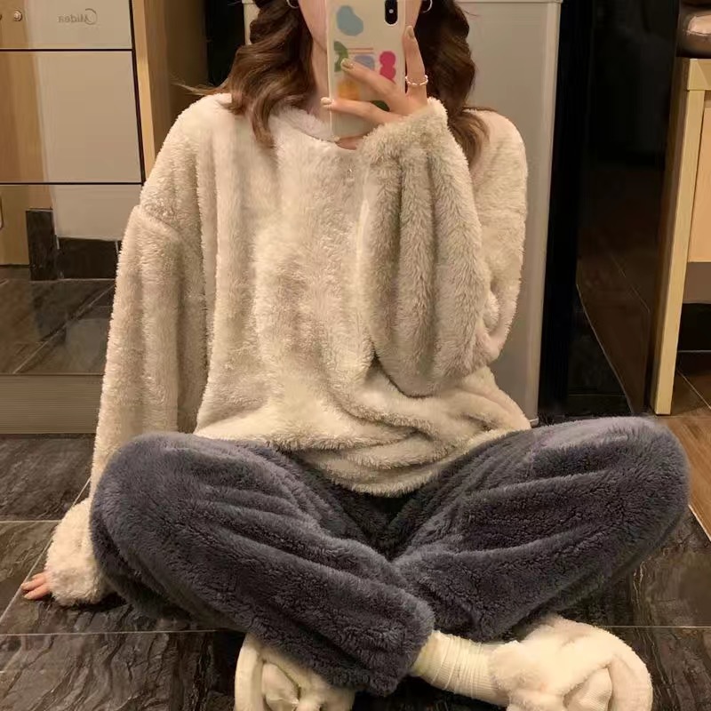 Title 5, Warm Thickened Velvet Pajamas Fleece-lined Loun...