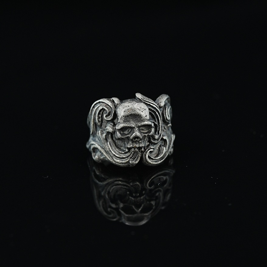 Titanium Steel Niche Domineering Street Hip-hop Skull Ring