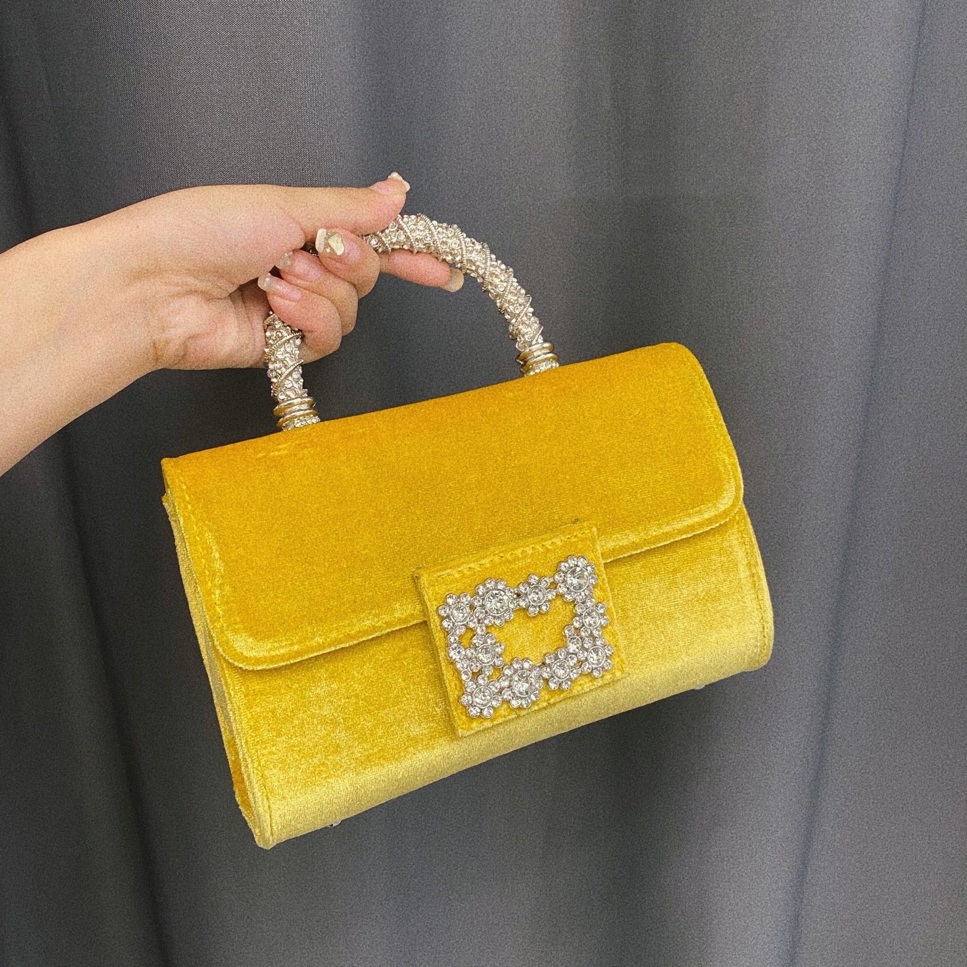 French Retro Shiny Rhinestone Flower Small Square Bag — foto 5