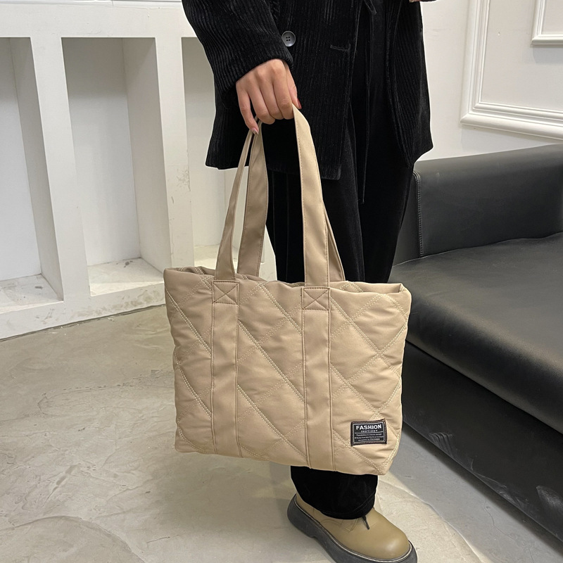 Commuter Hand-carrying Bag Diamond Quilted Big Bag — foto 6