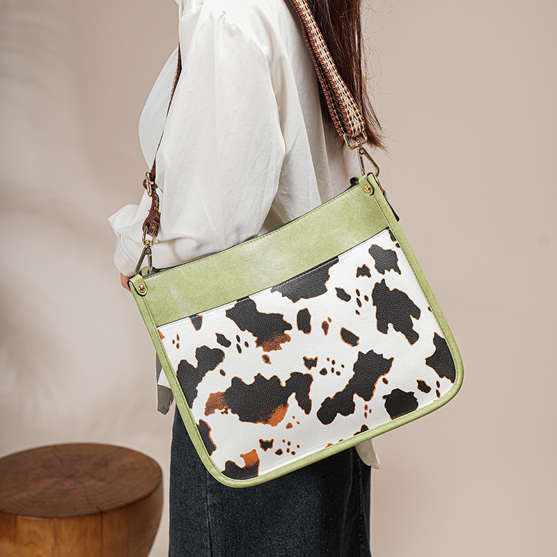Cows Pattern One Shoulder Large Capacity Totes — foto 5
