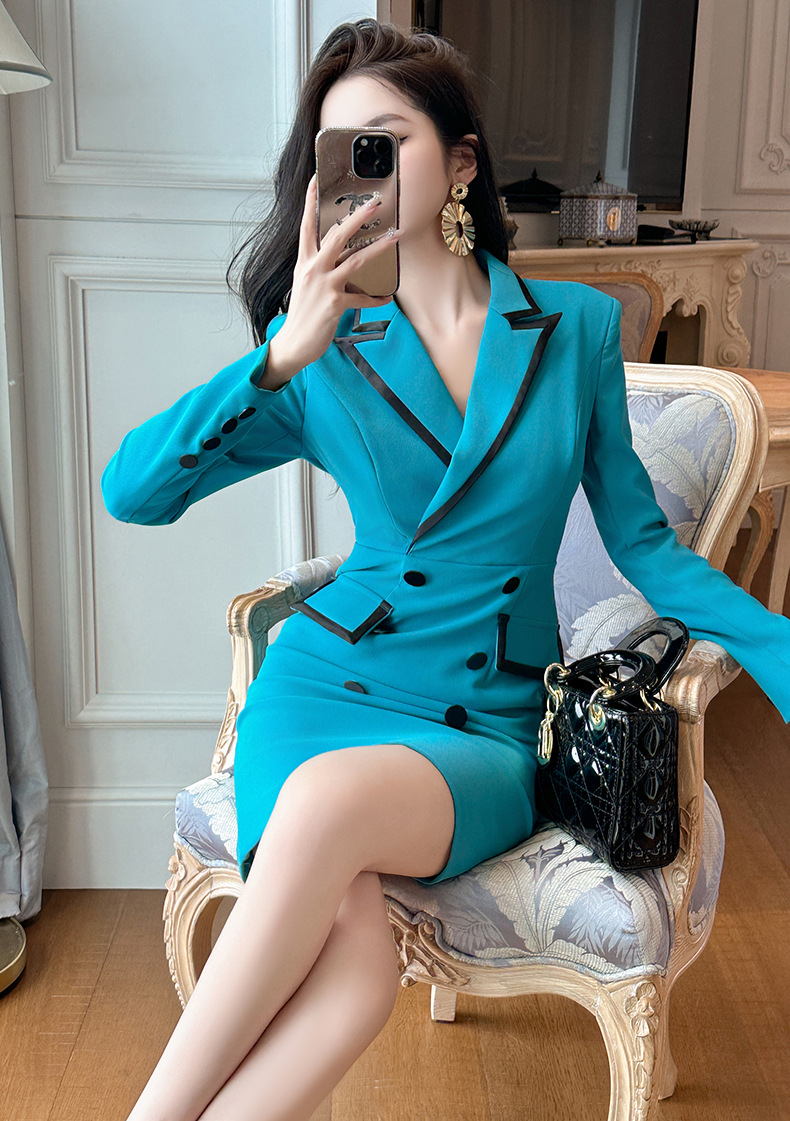 Double-Breasted Sheath Dress, picture 5 of 8