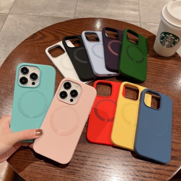 Մագնիսական պաշտպանիչ պատյան iPhone-ի համար՝ հեղուկ սիլիկոնից