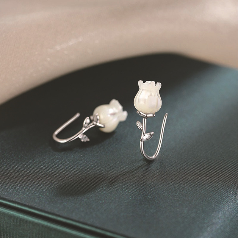 925 Sterling Silver Fritillary Lily Ear Hook