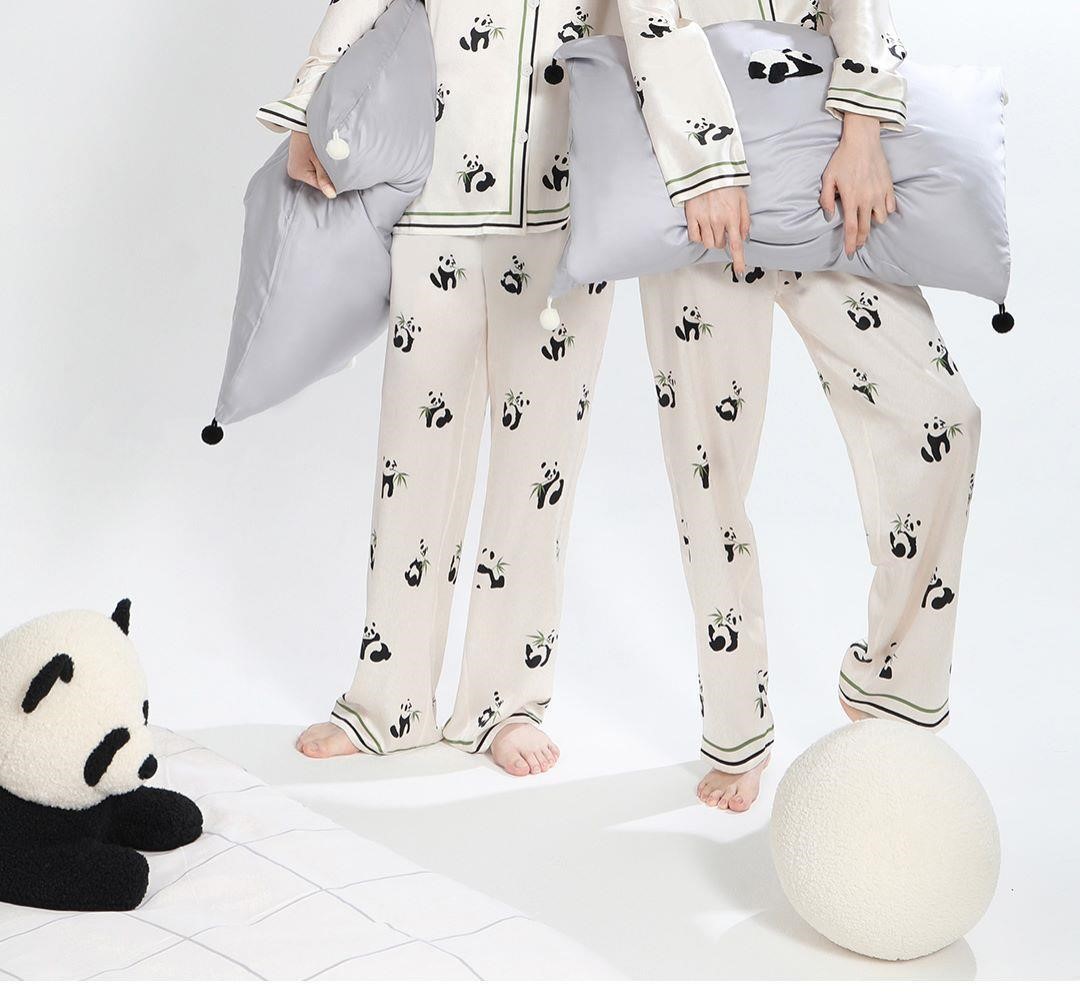 Title 5, Ice Silk Panda Print Upper And Lower Pajamas