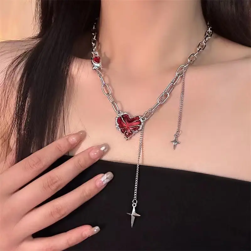 Red Love Thorn Four Eight-pointed Stars Tassel Pendant Clavicle Chain