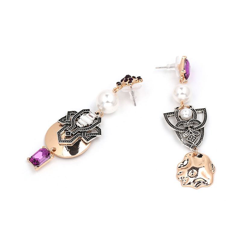 New Left And Right Different Earrings With Alloy Diamonds