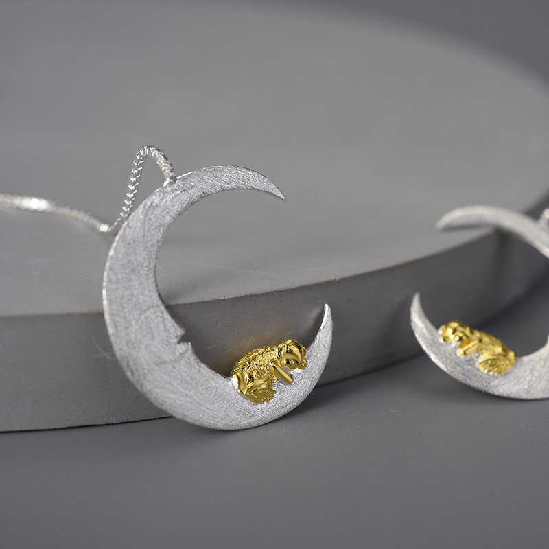 Simple Design Lazy Puppy Women's Ear Line Moon Dog Earrings