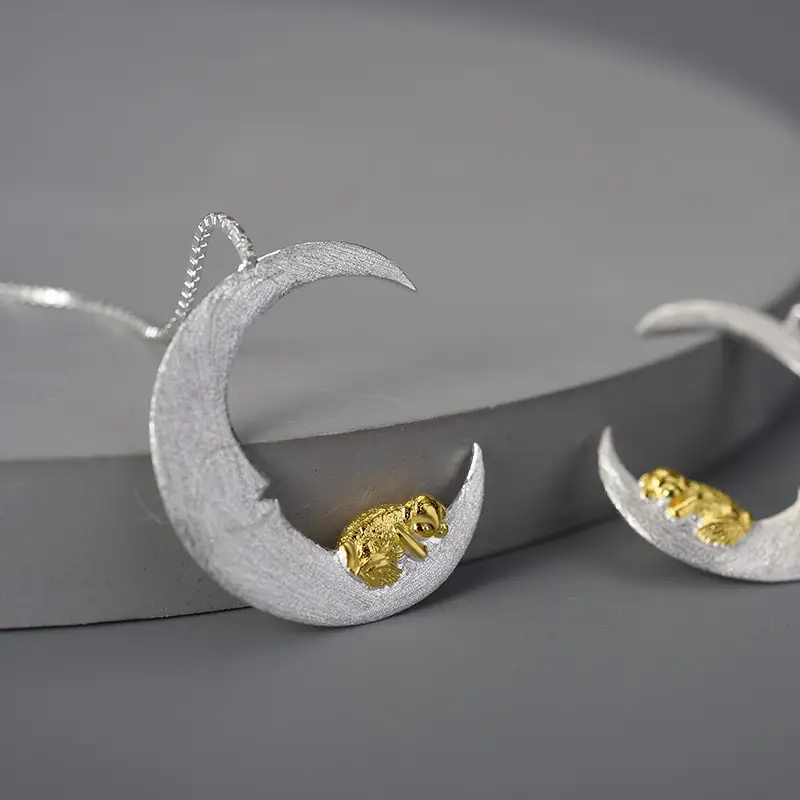 Simple Design Lazy Puppy Women's Ear Line Moon Dog Earrings