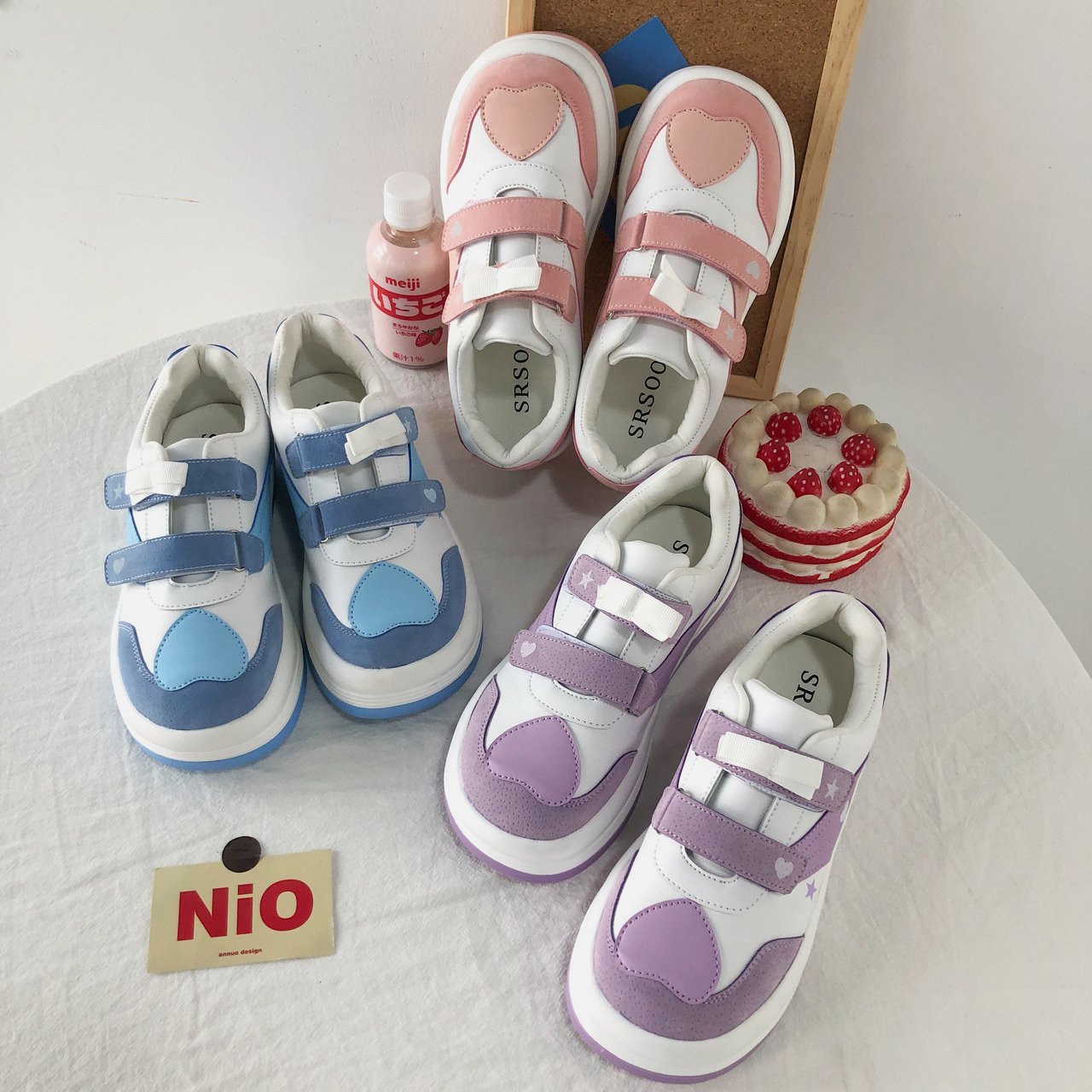 Title 7, Lolita Love Sneakers