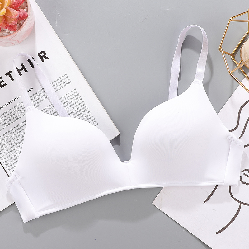 Title 18, No Rims Underwear Ladies Bra Breathable Gather Bra