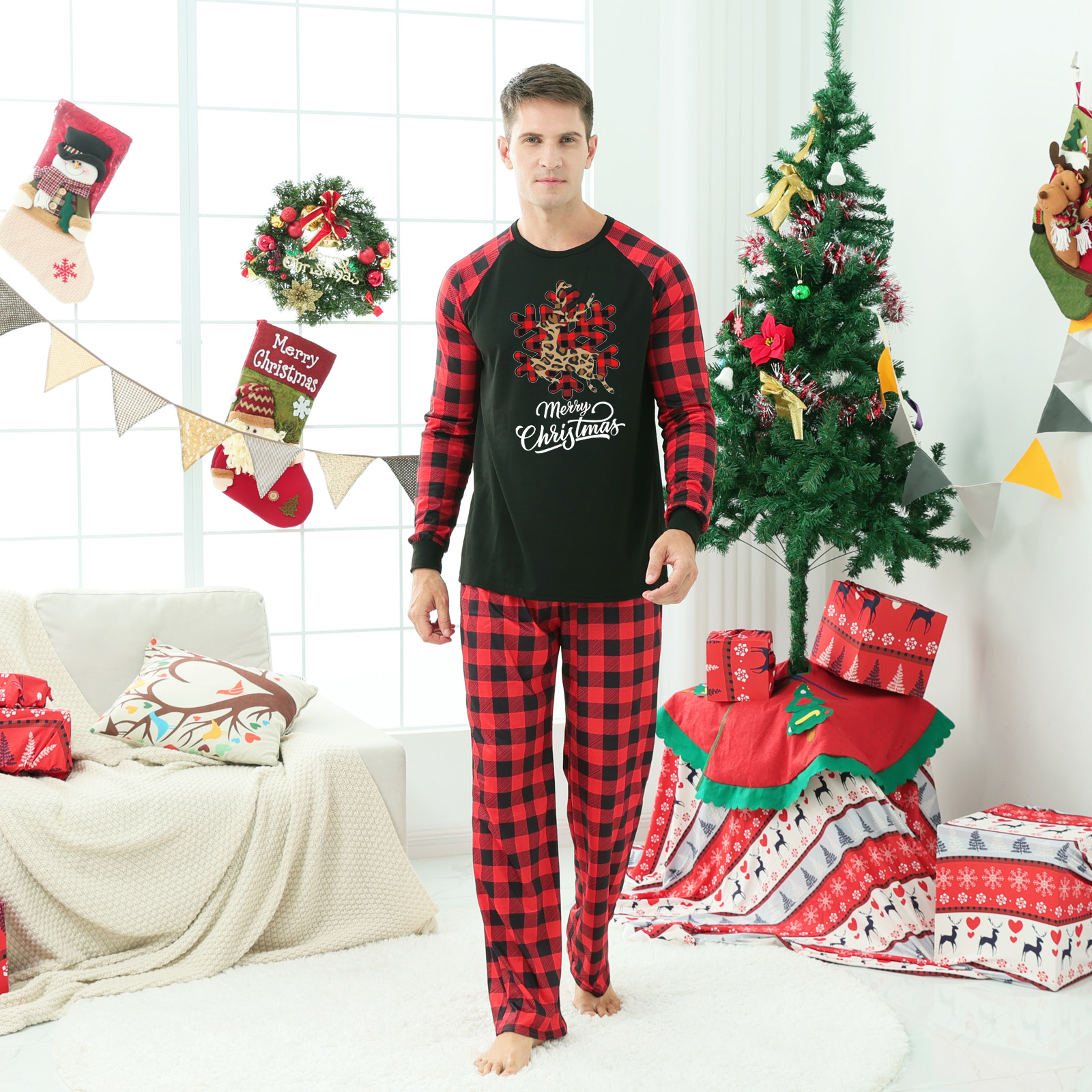 Title 4, Christmas Parent-Child Homewear Clothes Pajamas...