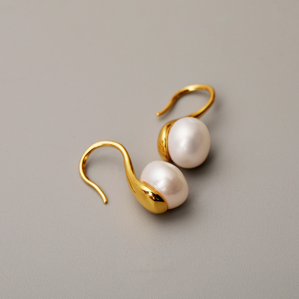 Real Pearl Small Notes Ear Hook French Advanced Sense