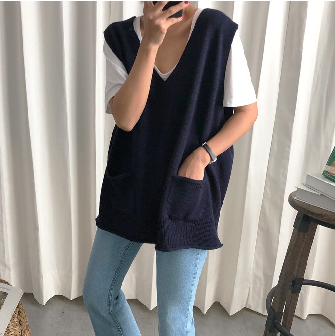 Title 2, Slit loose V-neck wild wool vest vest