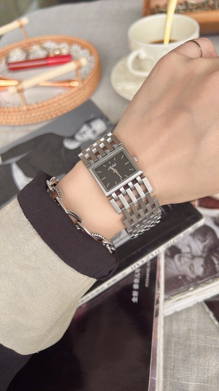 Square Women's Large Dial Fashion Personality Hollow Out Steel Watch