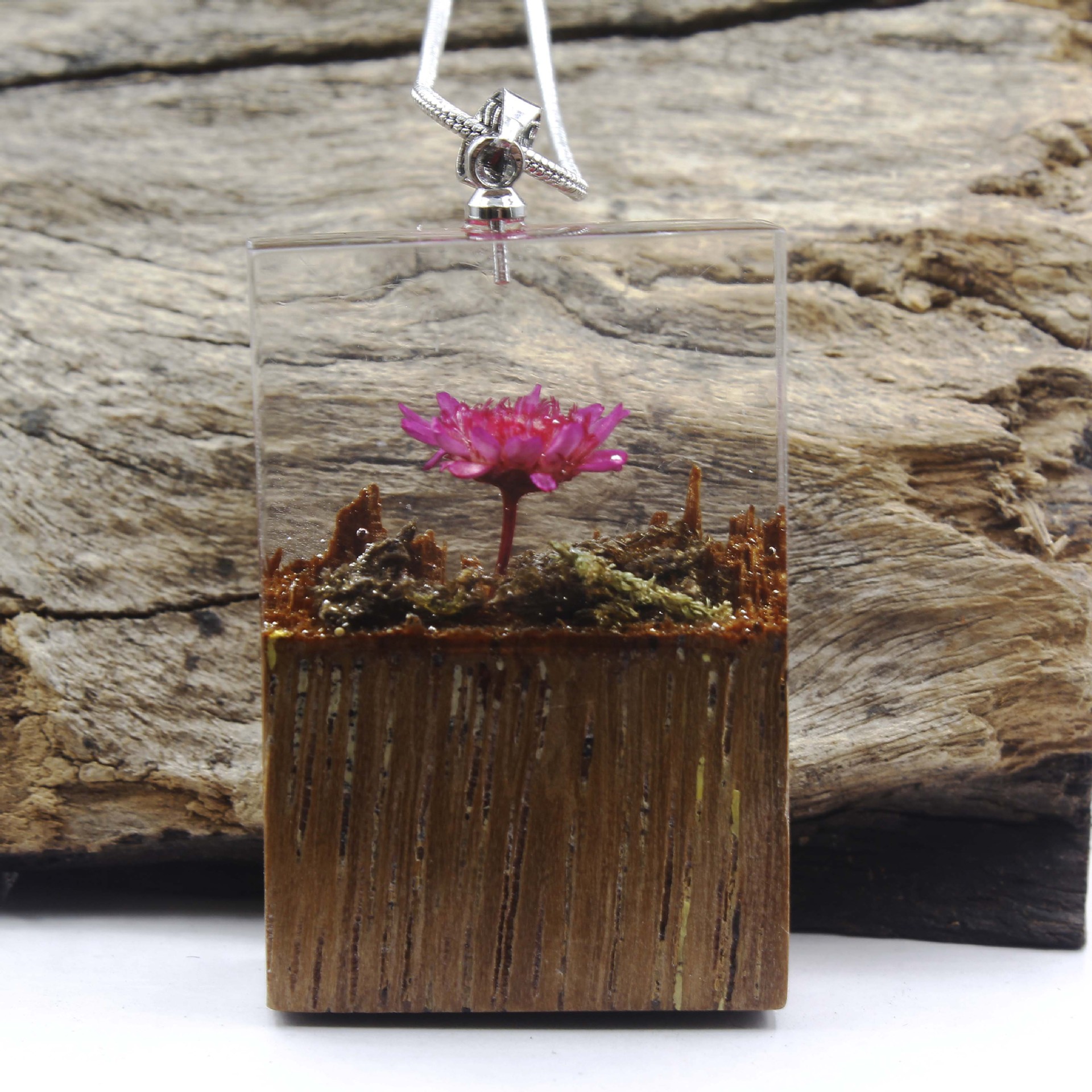 Title 1, Handmade Real Dried Flower Wooden Pendant Necklace