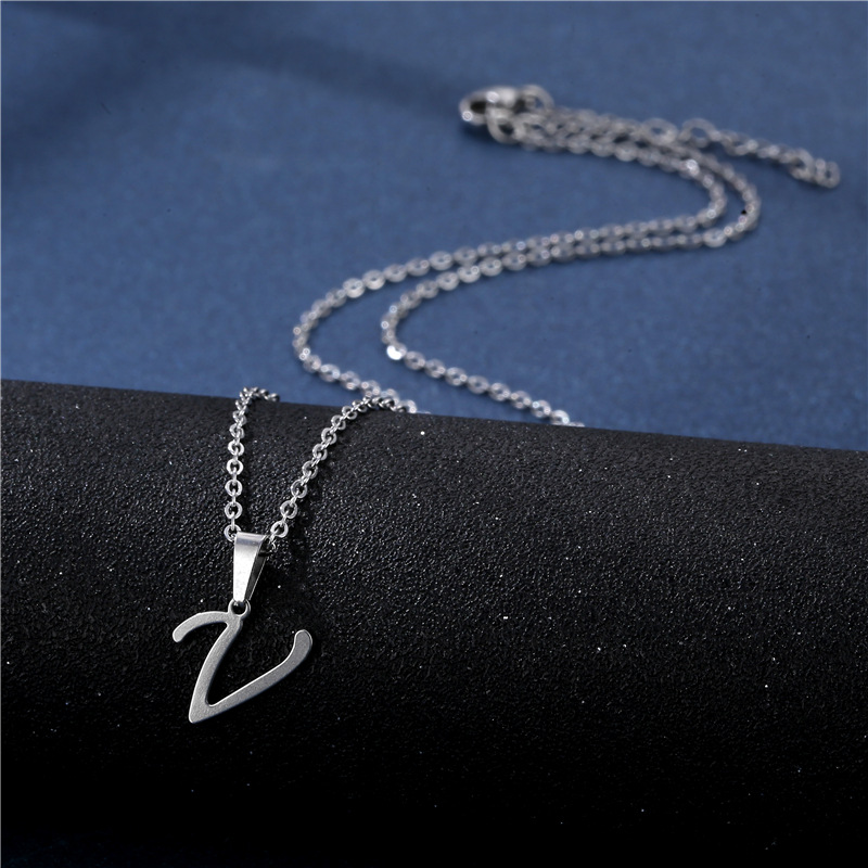 Smooth Light Letter Collarbone Necklace
