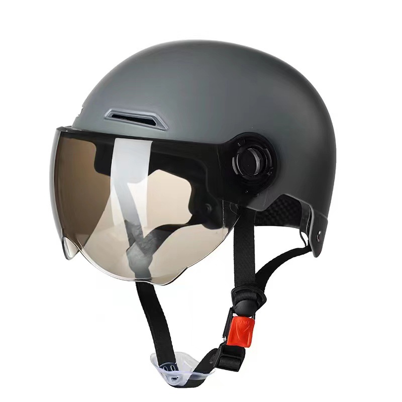 Title 3, Summer Sun-proof And Breathable Helmet Gray