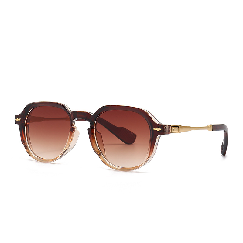 Title 7, Trendy Street Photo Modern Charm Retro Sunglasses