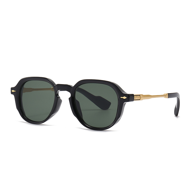 Title 9, Trendy Street Photo Modern Charm Retro Sunglasses