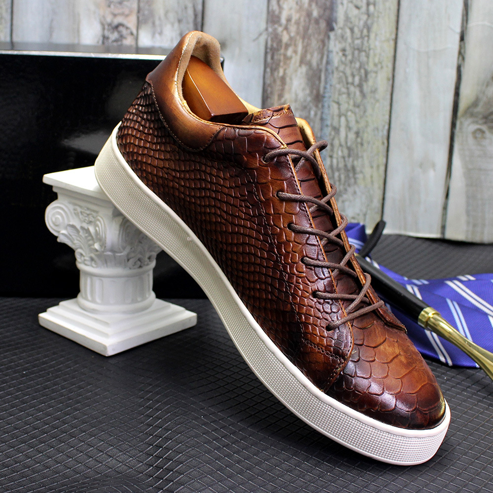 Title 8, Mens Embossed Flat Casual Leather Shoes, offer...