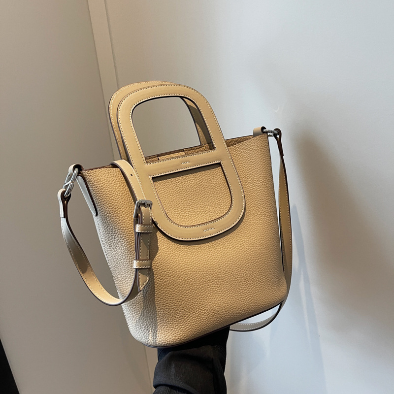 Commuter Bag Women's Underarm Crossbody - Image 5