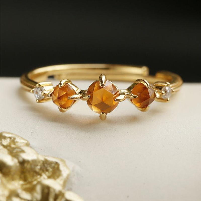 Retro French Palace Inlaid Orange Garnet Zircon Ring Women's Light Luxury Advanced Ring