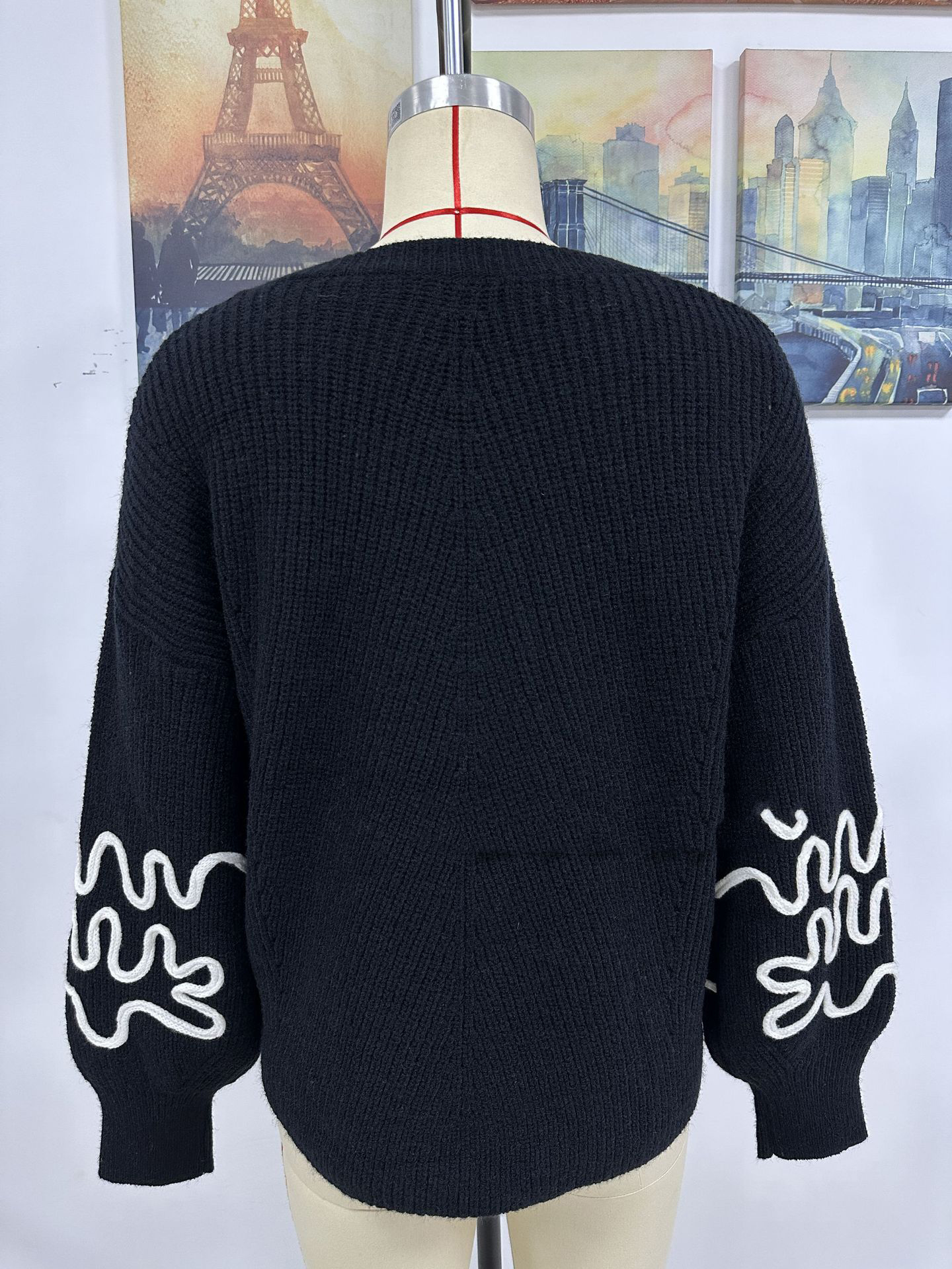 European And American Solid Color Pattern Fashionable Knitted Sweater
