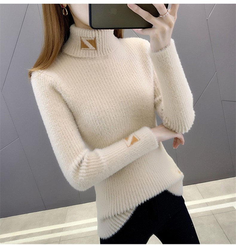 Title 8, Womens Turtleneck Sweater Mink Fur Letter Jacq...