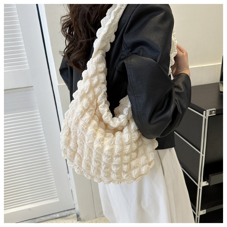 Niche Pleated Clouds Cute Simple Soft Trendy Western Style Underarm Commuter Bag — foto 13
