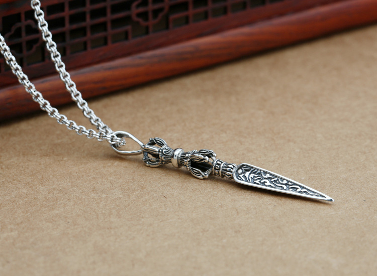 Vintage Thai Silver Vajra Long Pestle Triangle Pestle Pendant