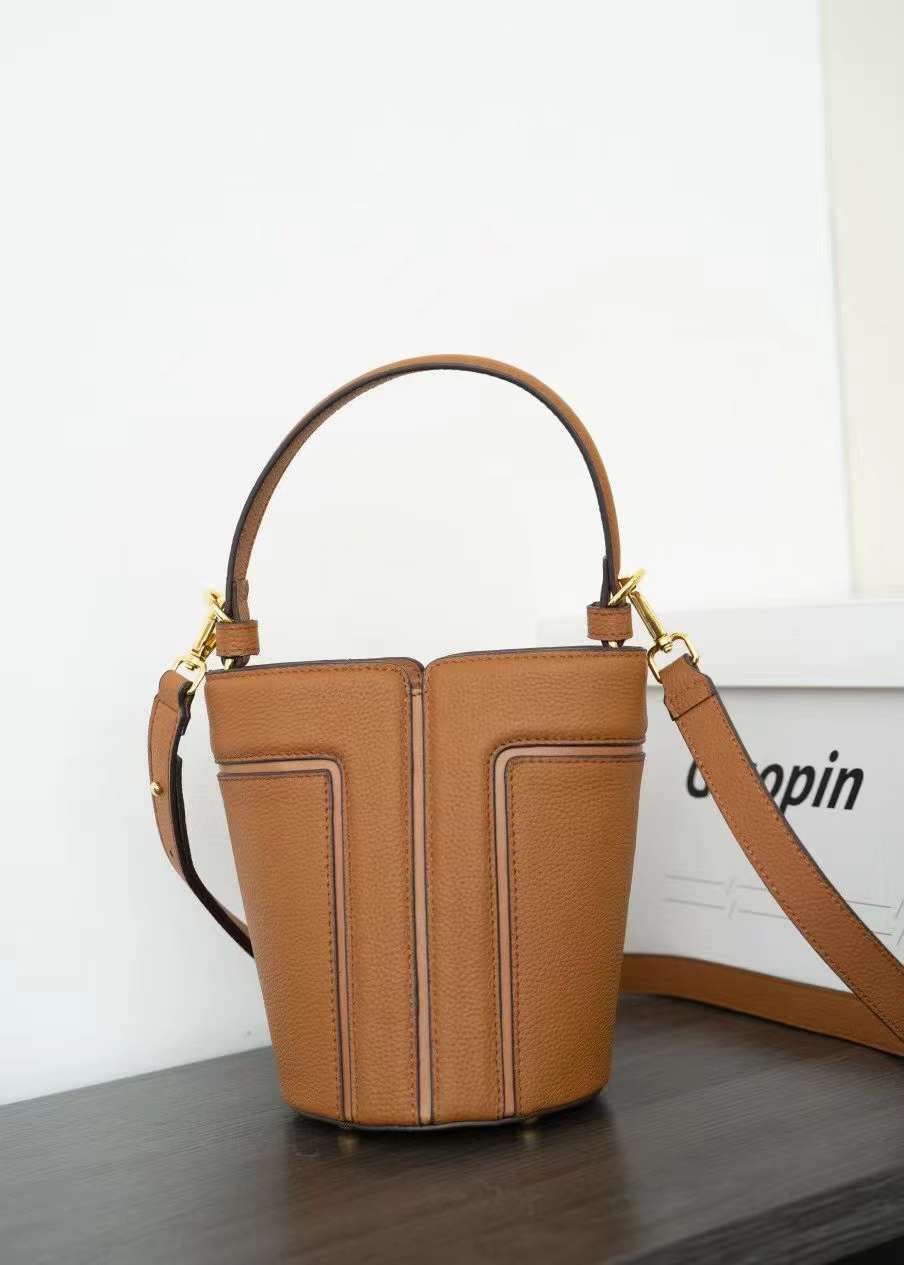 Top Layer Cowhide Trendy Large Capacity Tote Shoulder Bag — foto 12