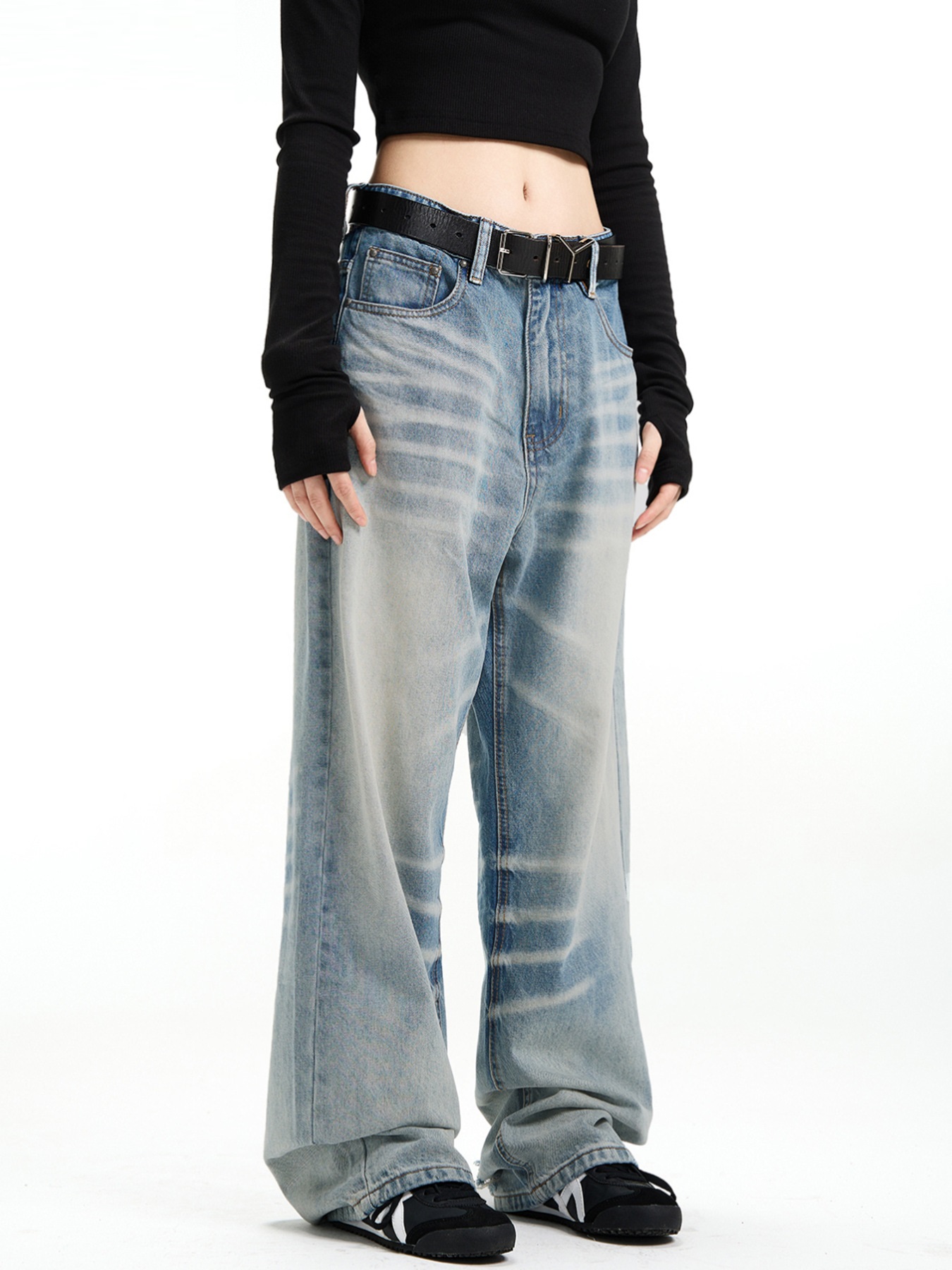 Title 5, Jeans proste American Retro Crack Blue. Klasycz...