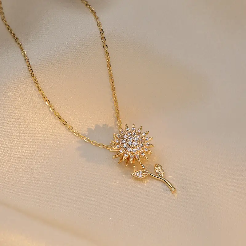 Rotating Sunflower Zircon Flower Pendant Elegant Necklace