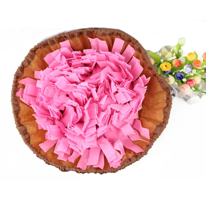 Dog Snuffle Mat, Fleece Sniffing and Foraging Feeding Mat for Slow Eating and Play - detail photo 5