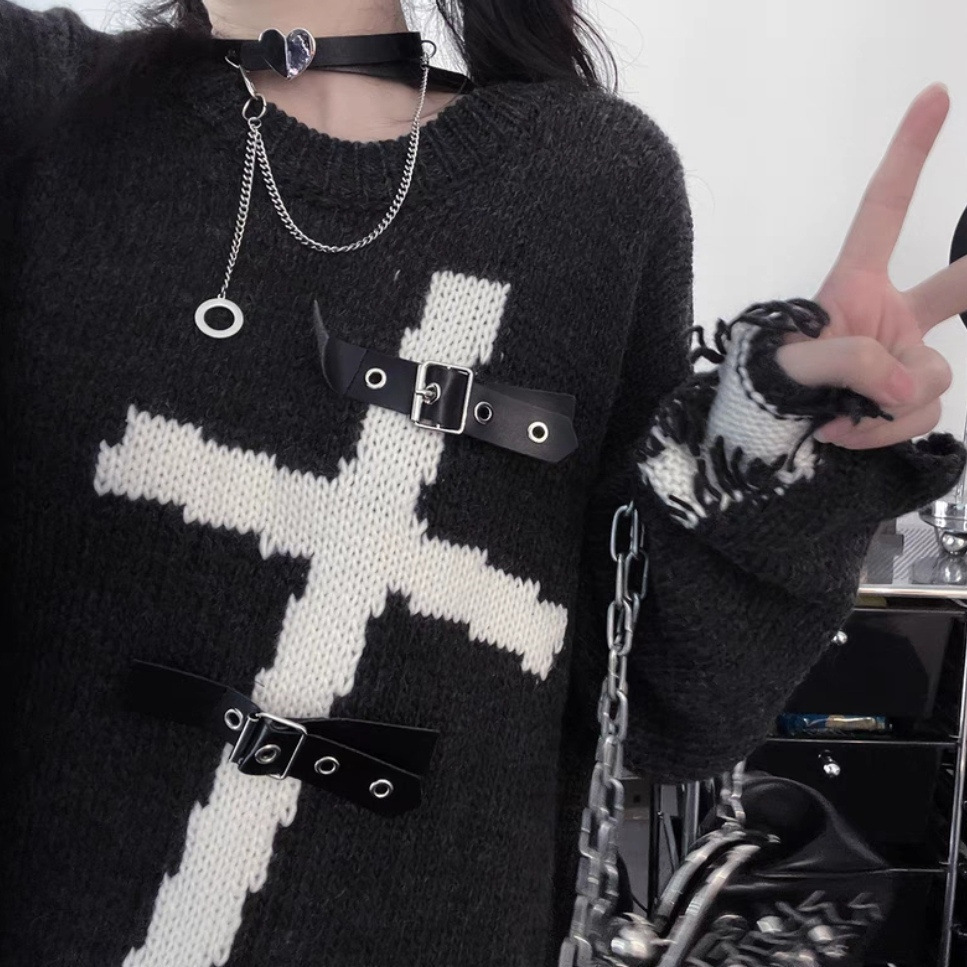 Title 2, Asian Culture Punk Dark Cross Loose Sweater